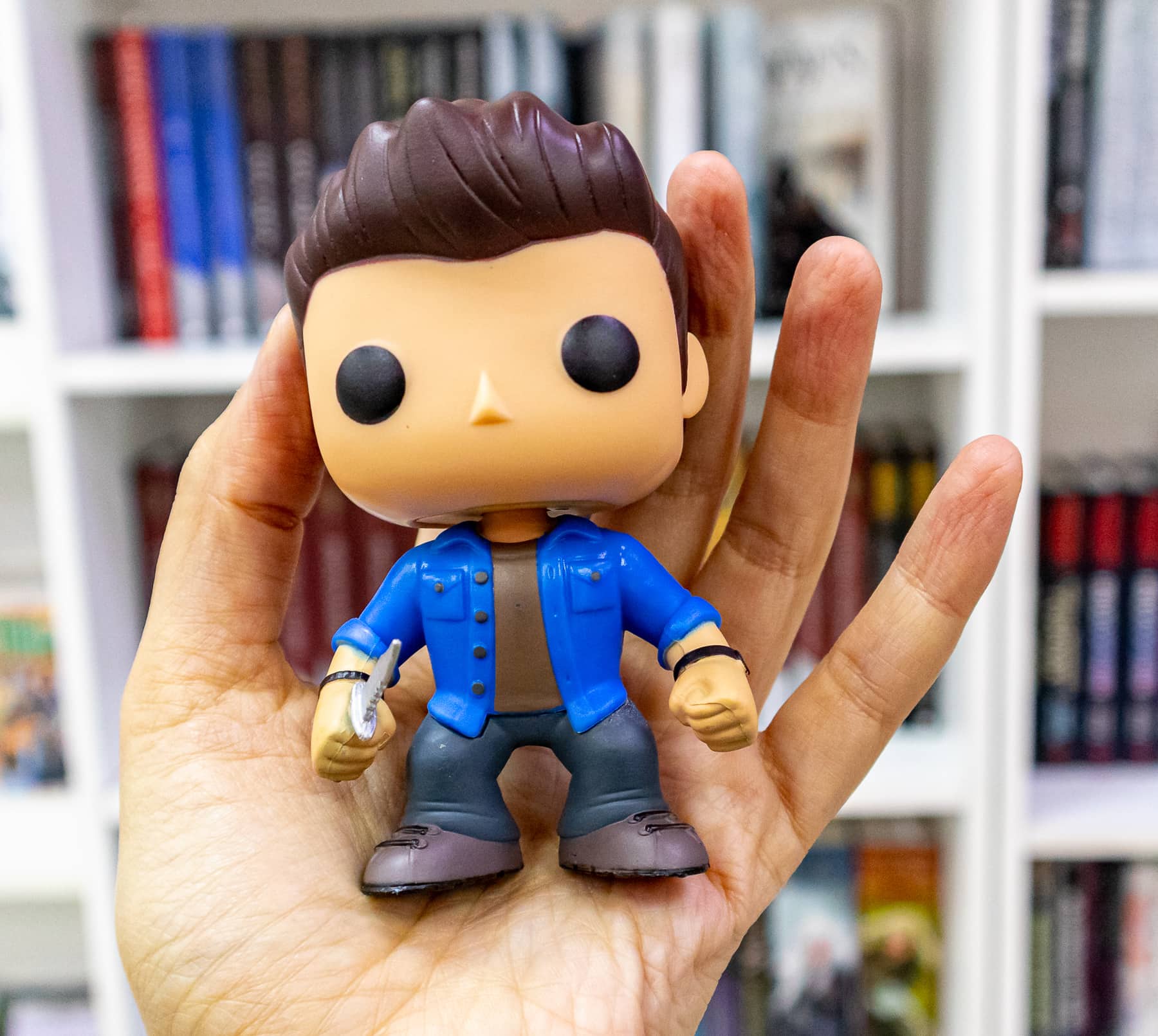 Оригинал фигурки. Фигурка Supernatural Funko Pop. ФАНКО поп сверхъестественное. Фигурки ФАНКО поп сверхъестественное. Фигурка Funko Pop! Supernatural - Бобби Сингер 6464.